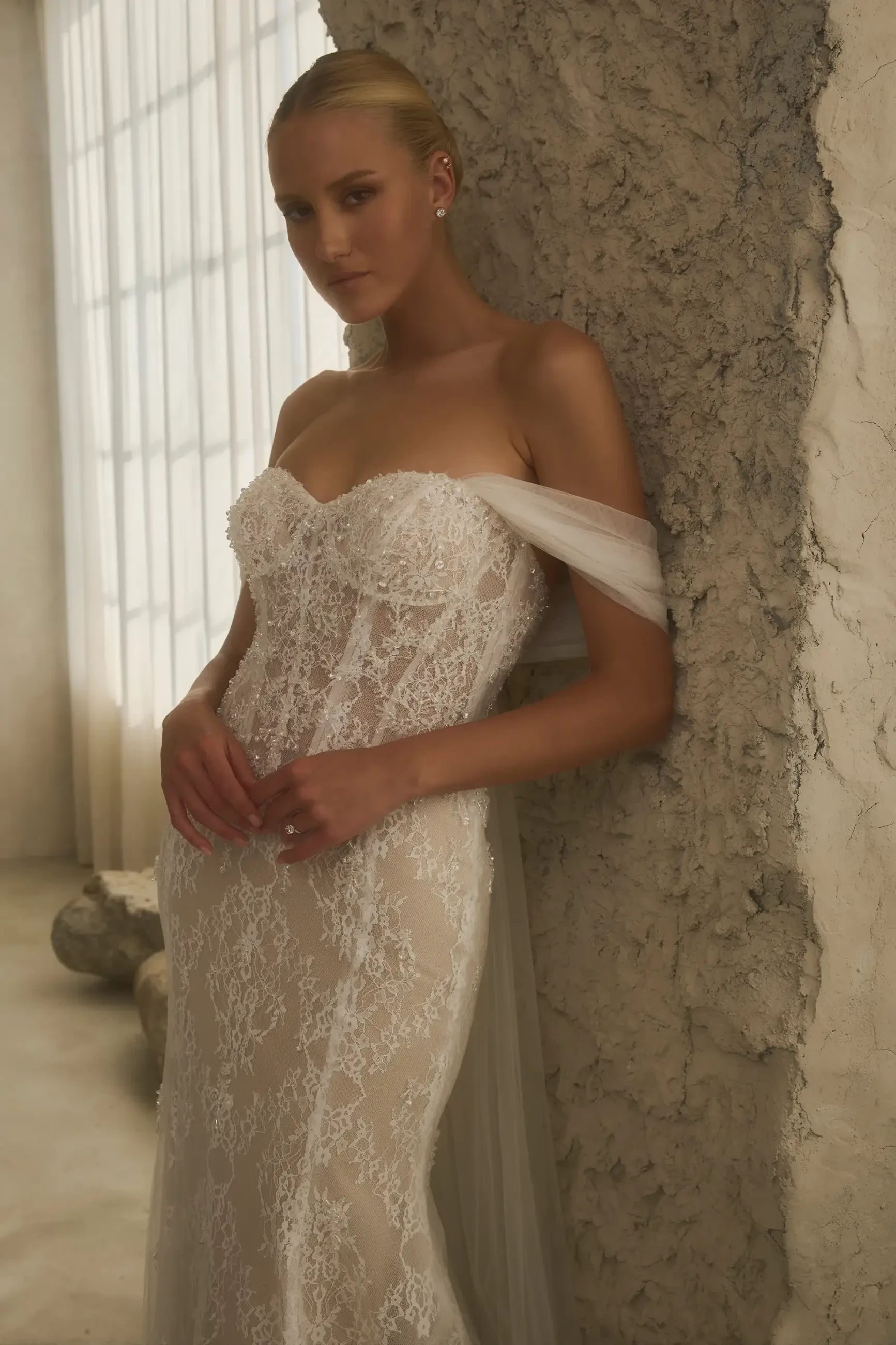 A Timeline for Buying Your Bridal Gown: When to Start. Desktop Image